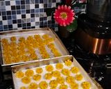 Foto langkah ke 4 dari resep SEMPRIT JADOEL (COOKIES DAHLIA).