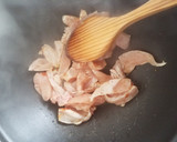 Foto del paso 1 de la receta: Ensalada de manzana, kiwi y pechuga de pollo