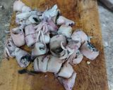 Foto langkah ke 1 dari resep Tumis Cumi Asin Cabe Ijo Pete.