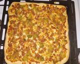 Foto del passaggio 4 della ricetta Focaccia broccoli e salsiccia