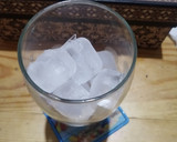 Foto langkah ke 5 dari resep Es Sirup Jelly Kelapa dengan Chia Seeds.