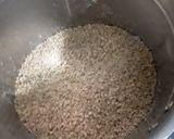 खुशखुशीत तीळ गुळ वडी (Tilgul Vadi Recipe In Marathi) रेसिपी स्टेप 2 फोटो 