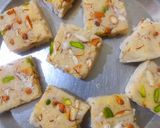 A picture of step 5 of Makhana Burfi.