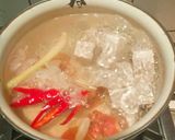 Foto langkah ke 5 dari resep Kuah asam manado.