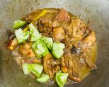 Foto langkah ke 4 dari resep Ayam Kecap Sunda (Bumbu Iris).