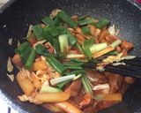 Foto langkah ke 7 dari resep Korean stir-fried chicken mozzarella.