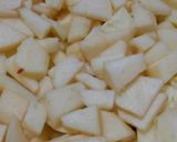 A picture of step 3 of Apple crunch.