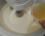 Foto langkah ke 4 dari resep Bolu Sirup Jeruk.