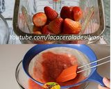 Foto del paso 3 de la receta: Mousse de fresas con guanábana/recetas colombianas