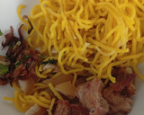 Foto langkah ke 1 dari resep Mi Goreng Soto Mi.
