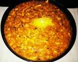 A picture of step 6 of Butter paneer korma ki sabji with crispy roti.