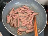 Bò Xào Ớt Chuông (Peper Beef Stir Fried) bước làm 2 hình