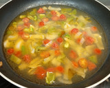 Foto del paso 3 de la receta: Corvina en salsa de pimientos
