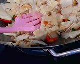 Foto langkah ke 4 dari resep Tumis Rebung Pedas.