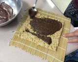 A picture of step 6 of Rice Krispie Treat Sushi.