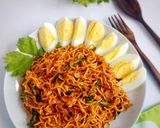Foto langkah ke 3 dari resep Mie Goreng Pedas.