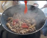 Foto del paso 3 de la receta: Cerdo con orégano al wok