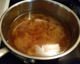 A picture of step 2 of Turkey Gravy.
