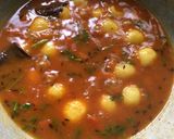 A picture of step 6 of Batata nu Shaak (no onion garlic).
