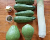 Foto del paso 1 de la receta: Sopa de calabacita con chayote