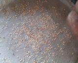 भोगीची बाजरीची भाकरी(Bhogichi Bajrichi Bhakri Recipe In Marathi) रेसिपी स्टेप 3 फोटो 