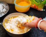 তালের বড়া (taler bora recipe in Bengali) রেসিপির ধাপ 2 ছবি