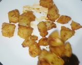 A picture of step 2 of Aloo chole chaat.