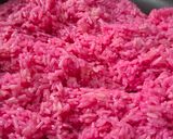 Foto langkah ke 5 dari resep Lemper Pink Kulit Buah Naga.