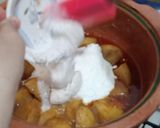 A picture of step 7 of Mughlai Aloo Mater.