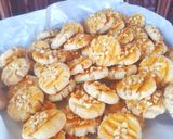 Foto langkah ke 7 dari resep Peanut Cookies.