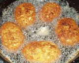 A picture of step 6 of Classic Butcher-Style Menchi Katsu.