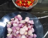Foto langkah ke 1 dari resep Tumisan Brambang (bawang merah).