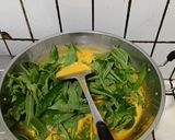 Foto langkah ke 2 dari resep Gulai Ikan Pucuk Ubi.