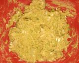 A picture of step 4 of Kadu ke pakory(pumpkin fritters).