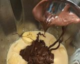 A picture of step 3 of Banana and chocolate smoothie.