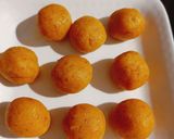 A picture of step 6 of Mango Ladoo.