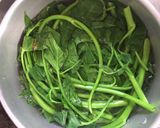 Foto langkah ke 2 dari resep Plecing Kangkung Asli Khas Lombok.