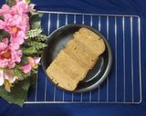 A picture of step 4 of Wheat flour- dates & banana cake.