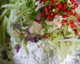 Foto langkah ke 2 dari resep Bakwan Labu Siam dan Cabai.