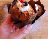 Foto del paso 19 de la receta: Muffins de frutos del bosque rellenos de cremoso de nata (sin gluten)