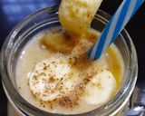 A picture of step 4 of Banana smoothie.