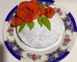 A picture of step 9 of Marie biscuit flowers 🌹.