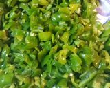 A picture of step 1 of Green Chili Stew.