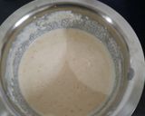A picture of step 3 of Rawa dosa.