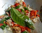 Foto langkah ke 2 dari resep Kering Tempe Tahu Legit Pedas.