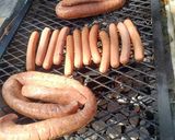 A picture of step 1 of Grilled Sausage and grilled onions.