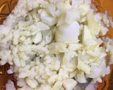 Foto del paso 4 de la receta: Varenikes rellenos con papas y cebolla