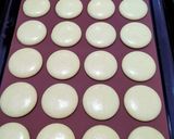 Foto langkah ke 8 dari resep Macaron Metode Italian Meringue.