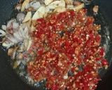 Foto langkah ke 3 dari resep Ikan Asin Sepat Balado.