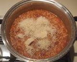 Foto del passaggio 12 della ricetta Risotto con le fragole e pomodorini pachino al timo